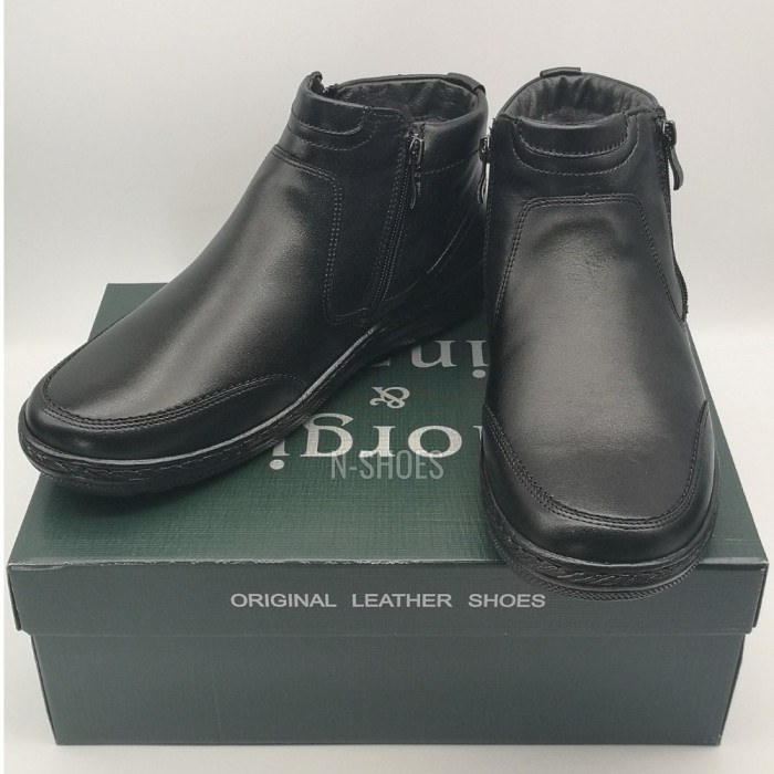 Men’s black winter boots Giorgio Minardi 1414 5066 made of genuine leather
