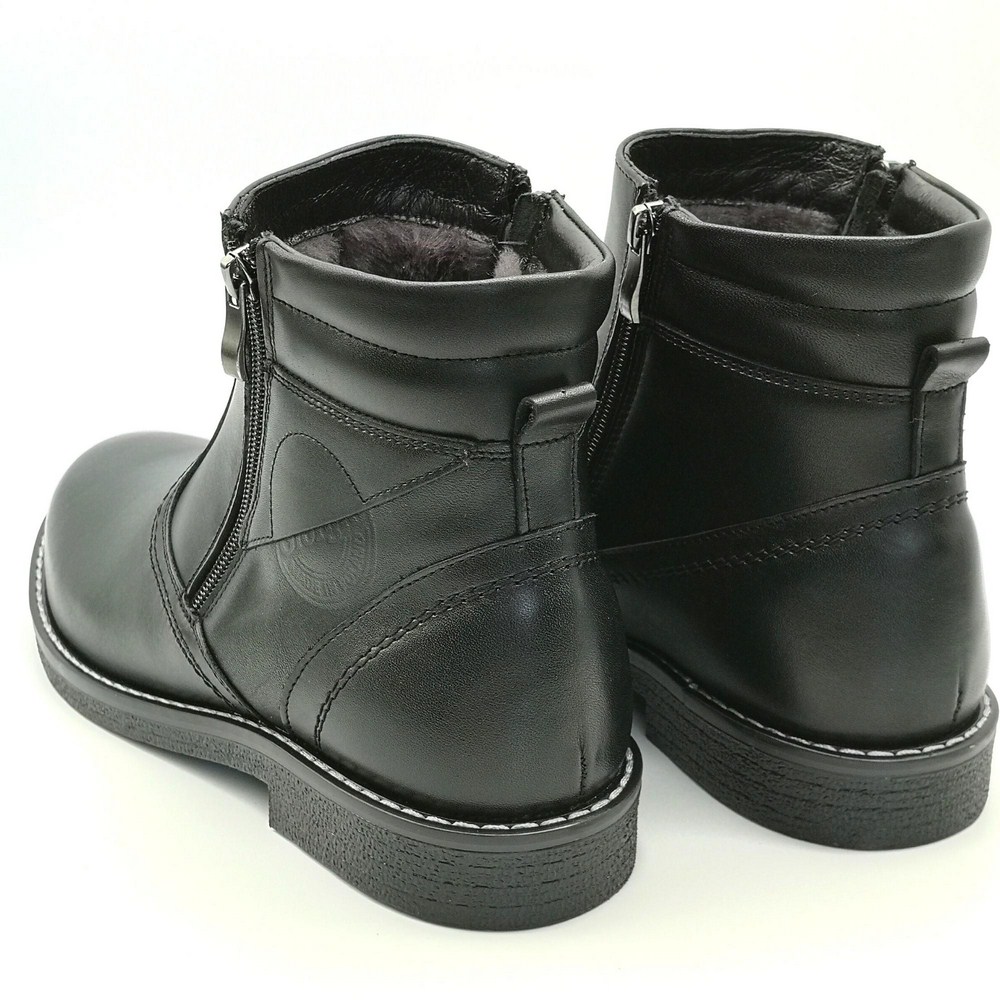 Чорні шкіряні черевики Giorgio Minardi (Польща) модель 5385-5115