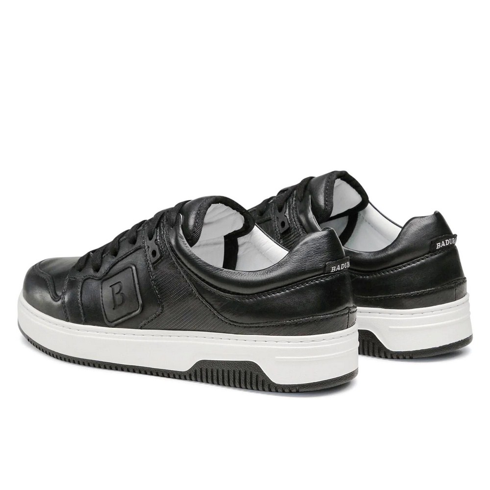 Шкіряні чоловічі кросівки Badura (Польща) модель 5460