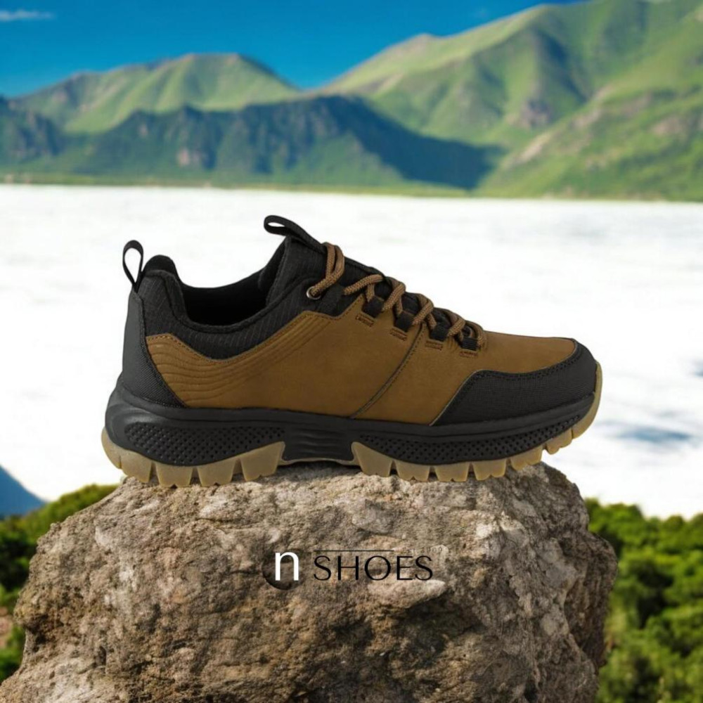 Мужские кожаные термо кроссовки GRUNBERG (Италия) с утеплением на мембране Gore-Tex модель 5743