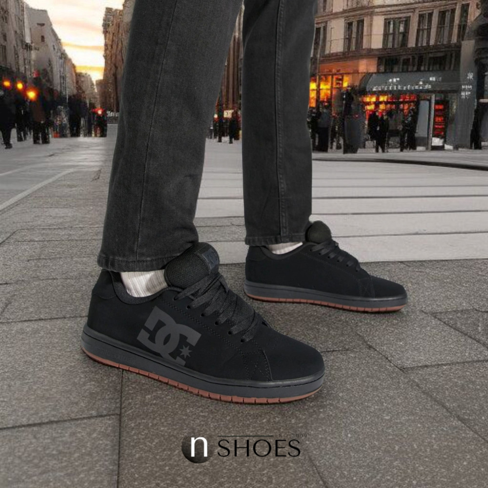 Men's Black DC Gaveler Puffer Sneakers ADYS100536 5904