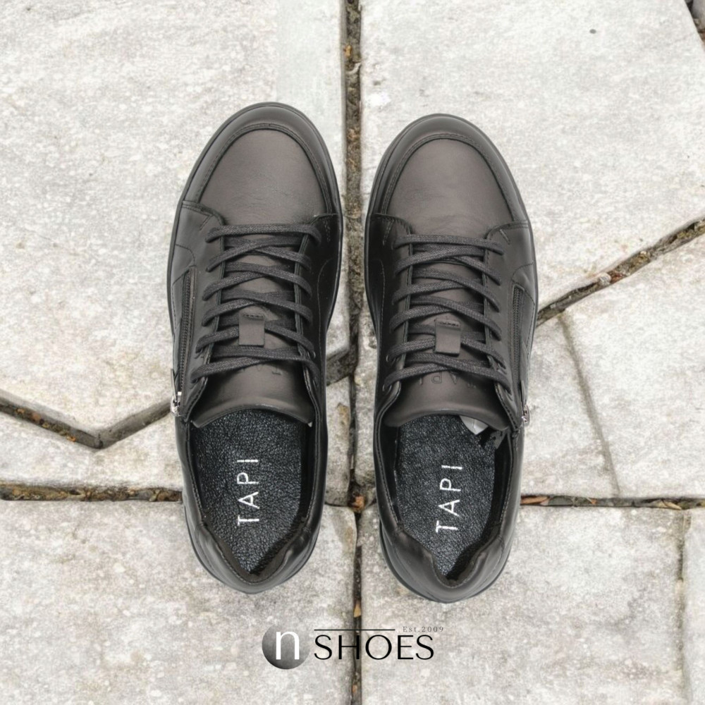 Мужские черные кожаные кроссовки Tapi (Польша) модель 5908