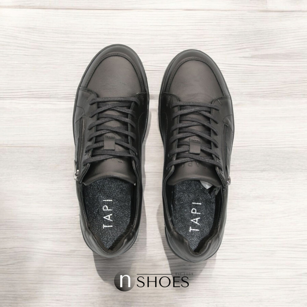 Мужские черные кожаные кроссовки Tapi (Польша) модель 5908