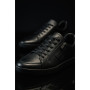 Мужские черные кожаные кроссовки Tapi (Польша) модель 5908