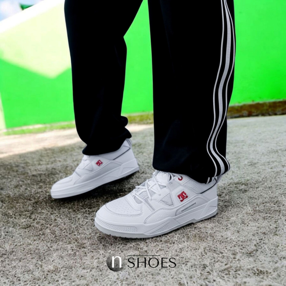 Men's White Leather Sneakers DC Construct ADYS100822-WR6 5917