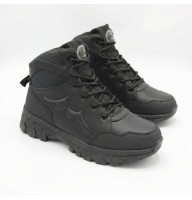 Men's black winter boots Grunberg 148153-14-01E 6082 made of genuine leather with wool insulation from the Italian brand