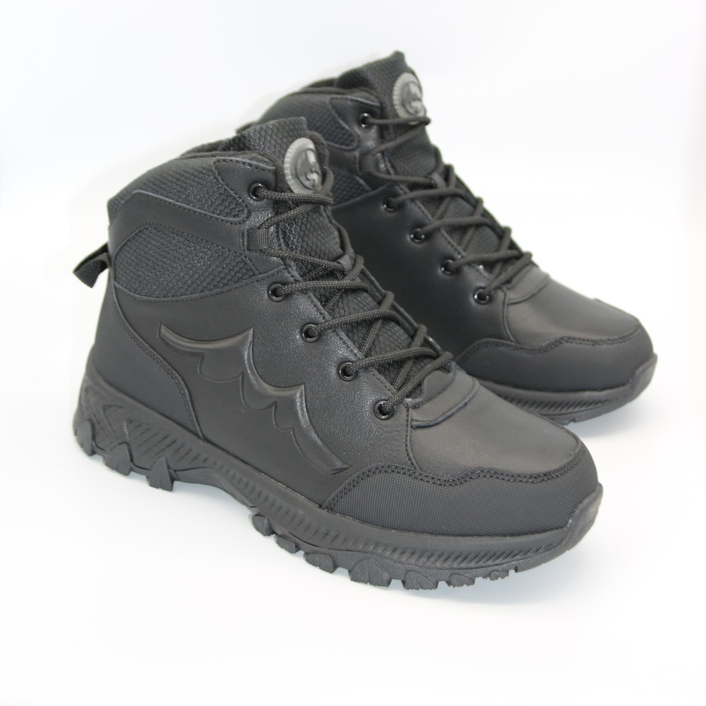 Men’s black winter boots Grunberg 148153-14-01E 6082 - genuine leather and warm wool lining