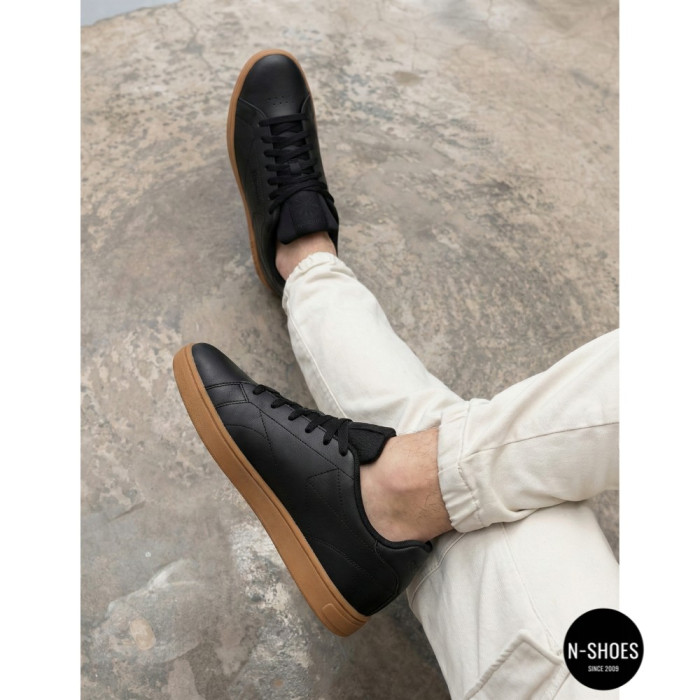Men's Black Reebok Court Clean 100234604 6098 on Brown Sole