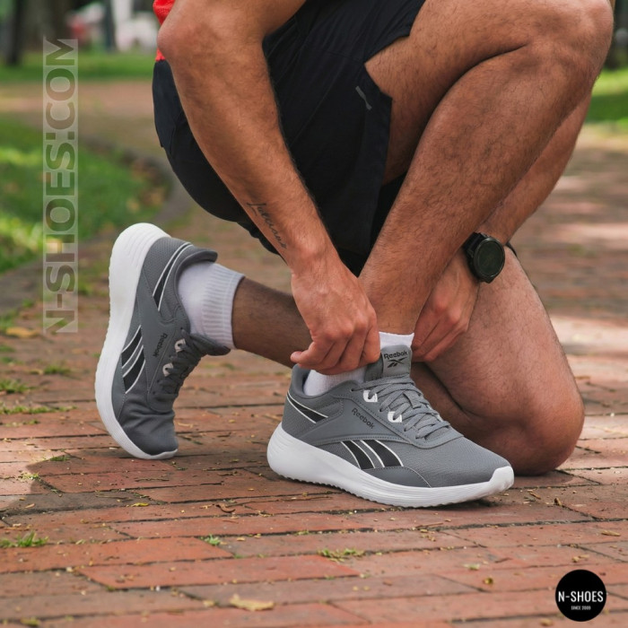 Оригінальні чоловічі сірі кросівки Reebok Lite 4 100074899 6100