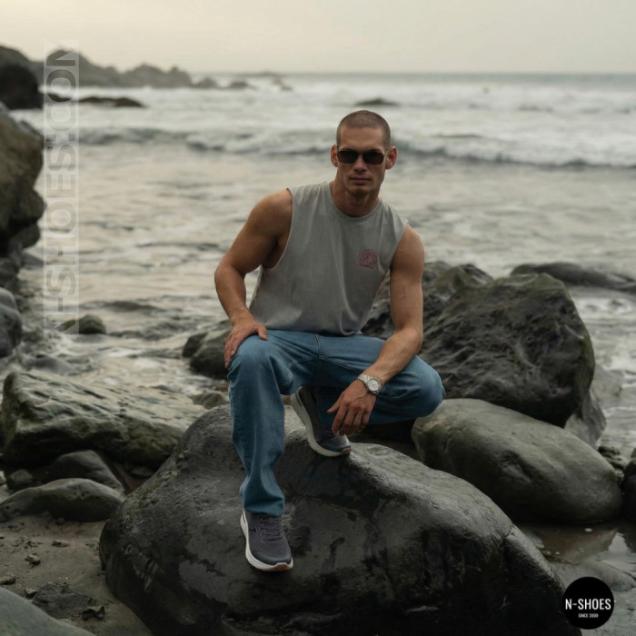 Серые кроссовки Joma Zen 2512 CZENS2512 6105для вашего комфорта