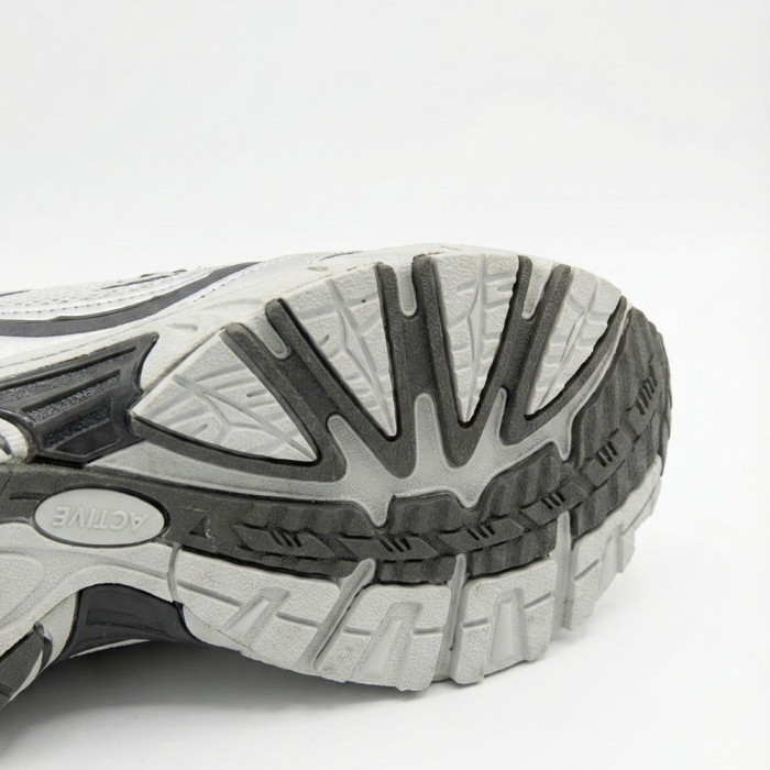 Мужские кроссовки Bona 808M Grey-Dark Grey 6136 из натуральной кожи