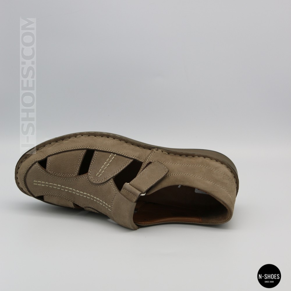 Бежеві чоловічі шкіряні туфлі-мокасини на липучці 211818 041 beige nubuk 6161