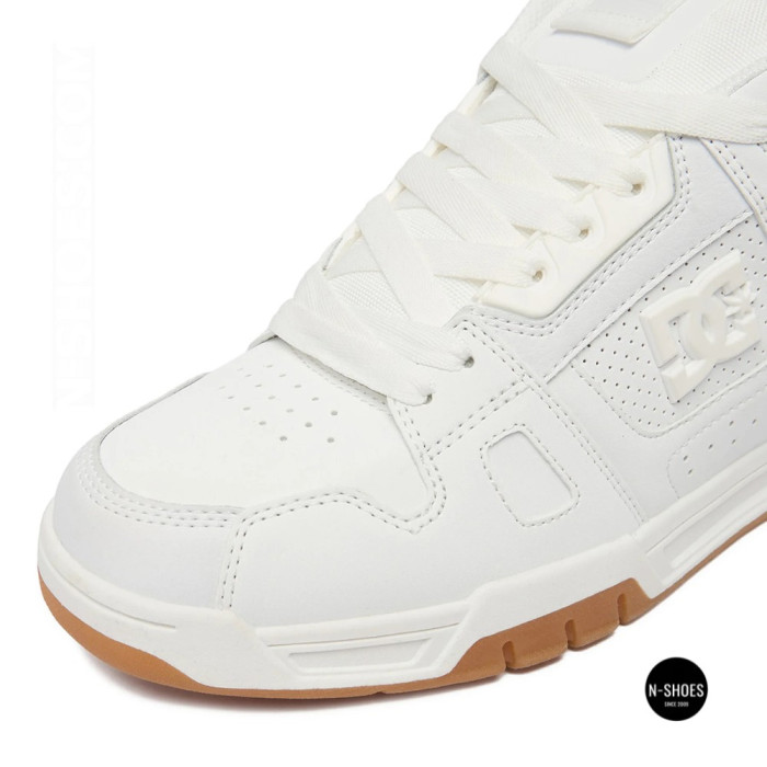 Дуті кросівки DC Shoes CEO-SV5-10121: стиль та якість у кожному кроці