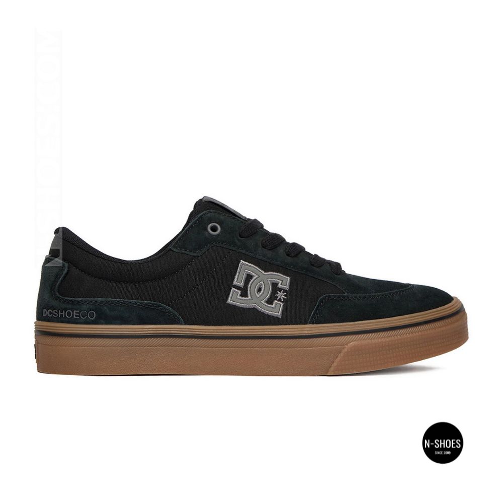 DC Shoes EO-MC-250623YX 6374: Black Suede Built for the City