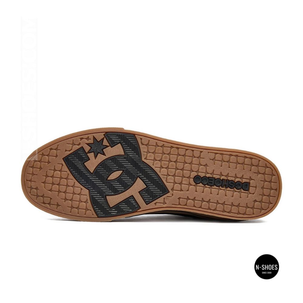 DC Shoes EO-MC-250623YX 6374: Black Suede Built for the City