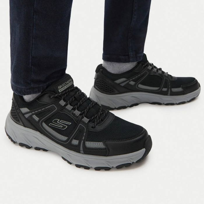 Black Skechers Hillcrest 237806 6498 BLK Sneakers: Maximum Comfort
