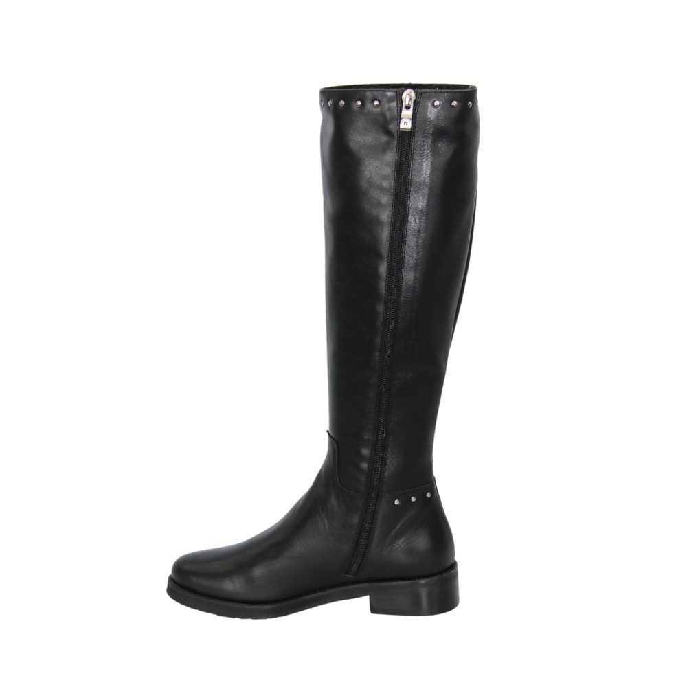 Women's black winter boots NESSI (Poland) model 4310