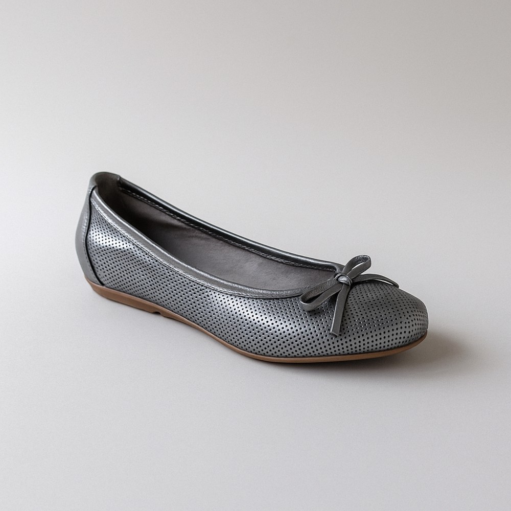 Жіночі сріблясті балетки Simen (Польща) модель 4417