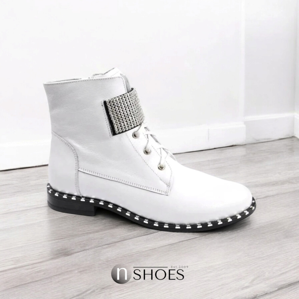 Жіночі білі демісезонні черевики NESSI 19614-bialy-412 4568