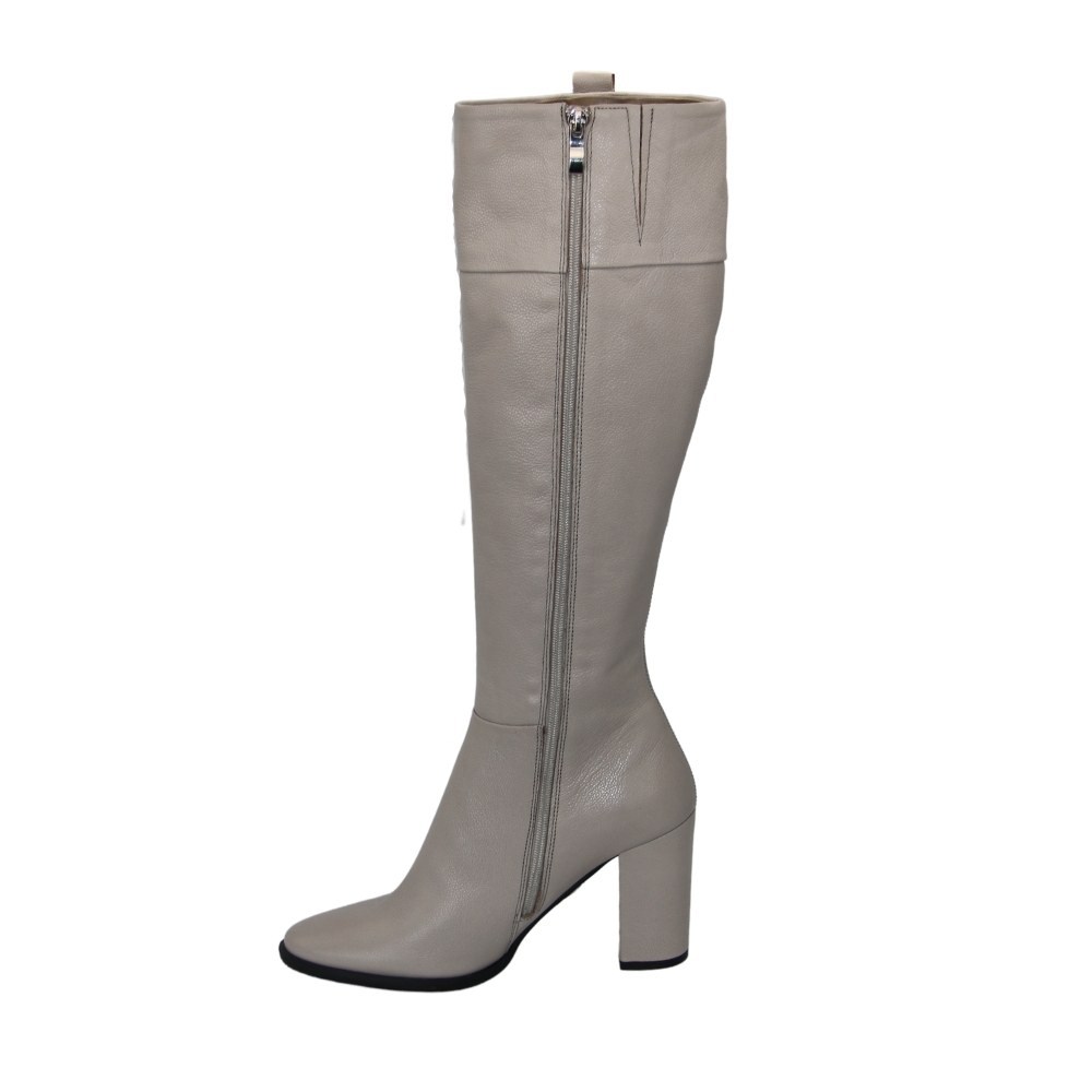 Жіночі бежеві чоботи демісезонні Korzeniowski (Польща) модель 4626