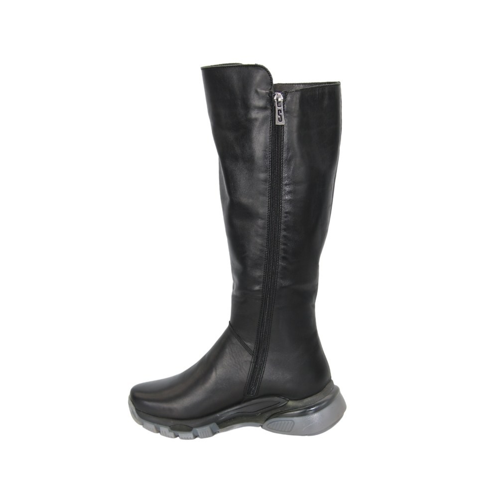Women's black winter boots SIMEN (Poland) model 4824
