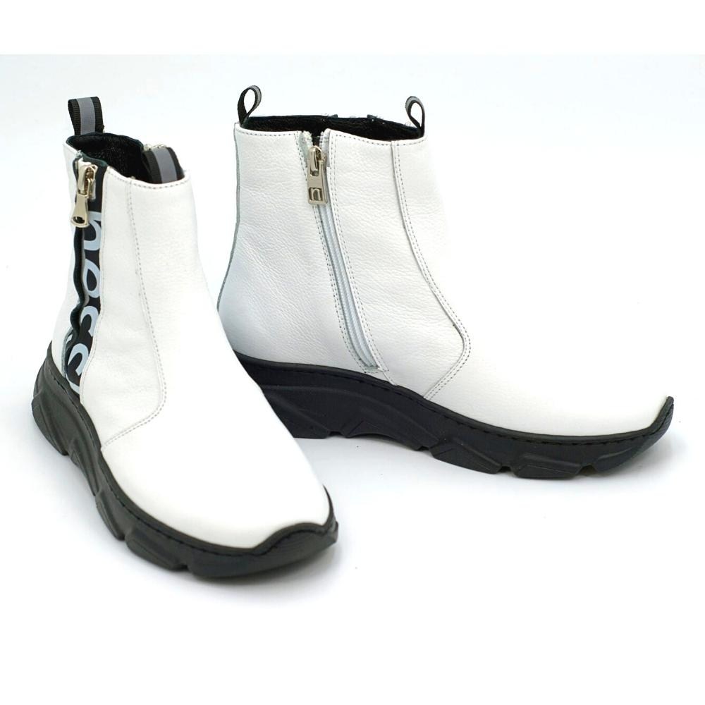 Женские белые демисезонные ботинки NESSI 20769 4852