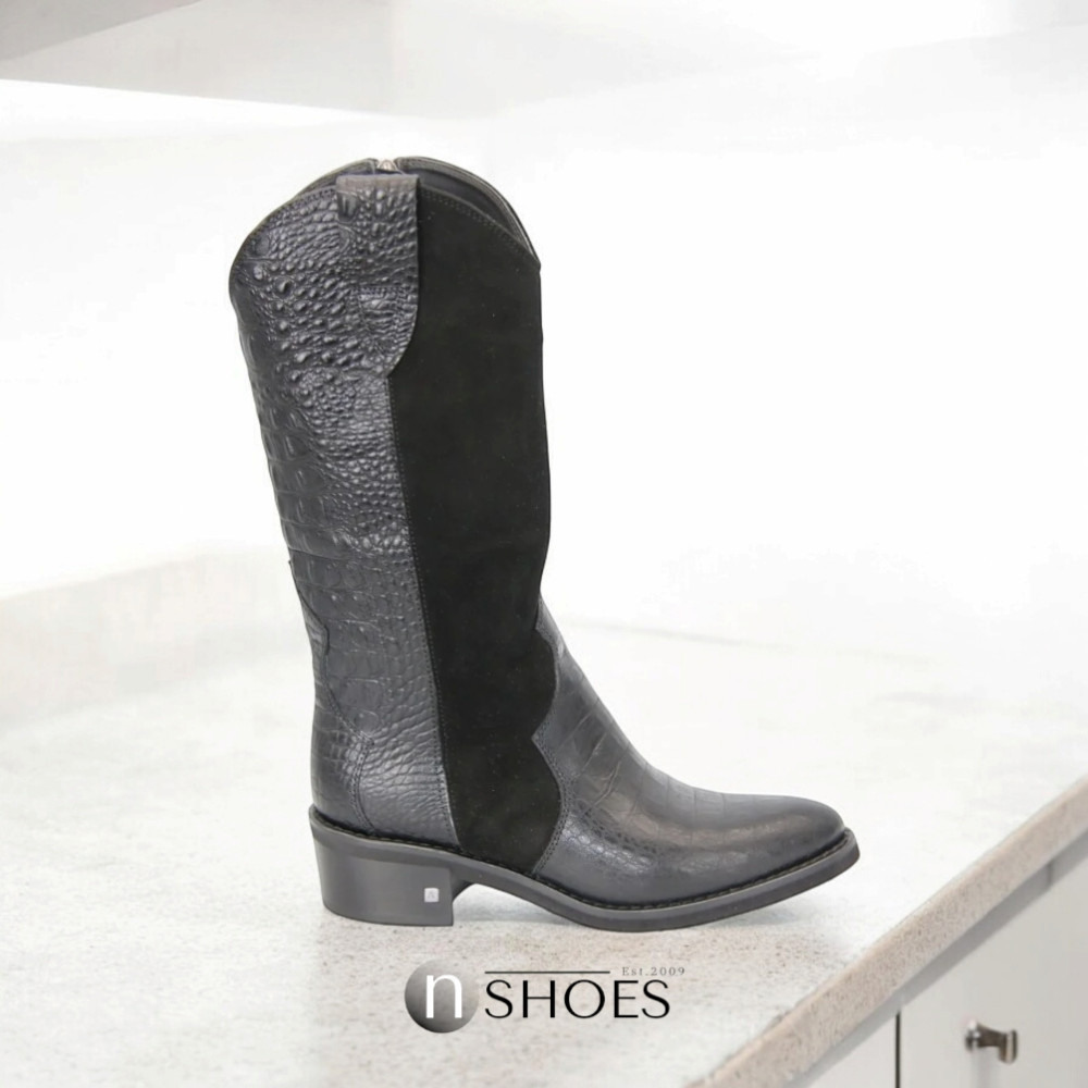 Женские черные сапоги демисезонные Visconi (Польша) модель 4885