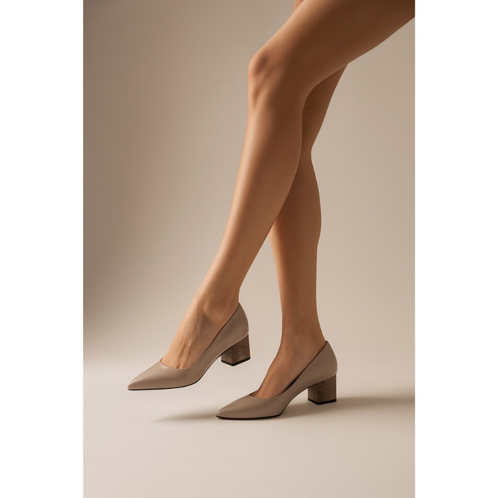 Жіночі бежеві туфлі Kaniowski (Польща) модель 5122