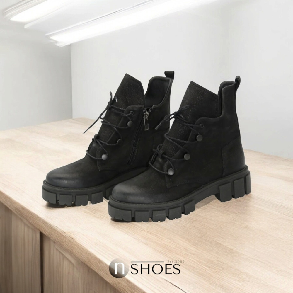 Women's black boots at demi-season Steizer (Poland) model 5124
