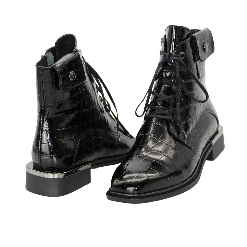 Жіночі чорні черевики демісезонні Bellum (Польща) модель 5137