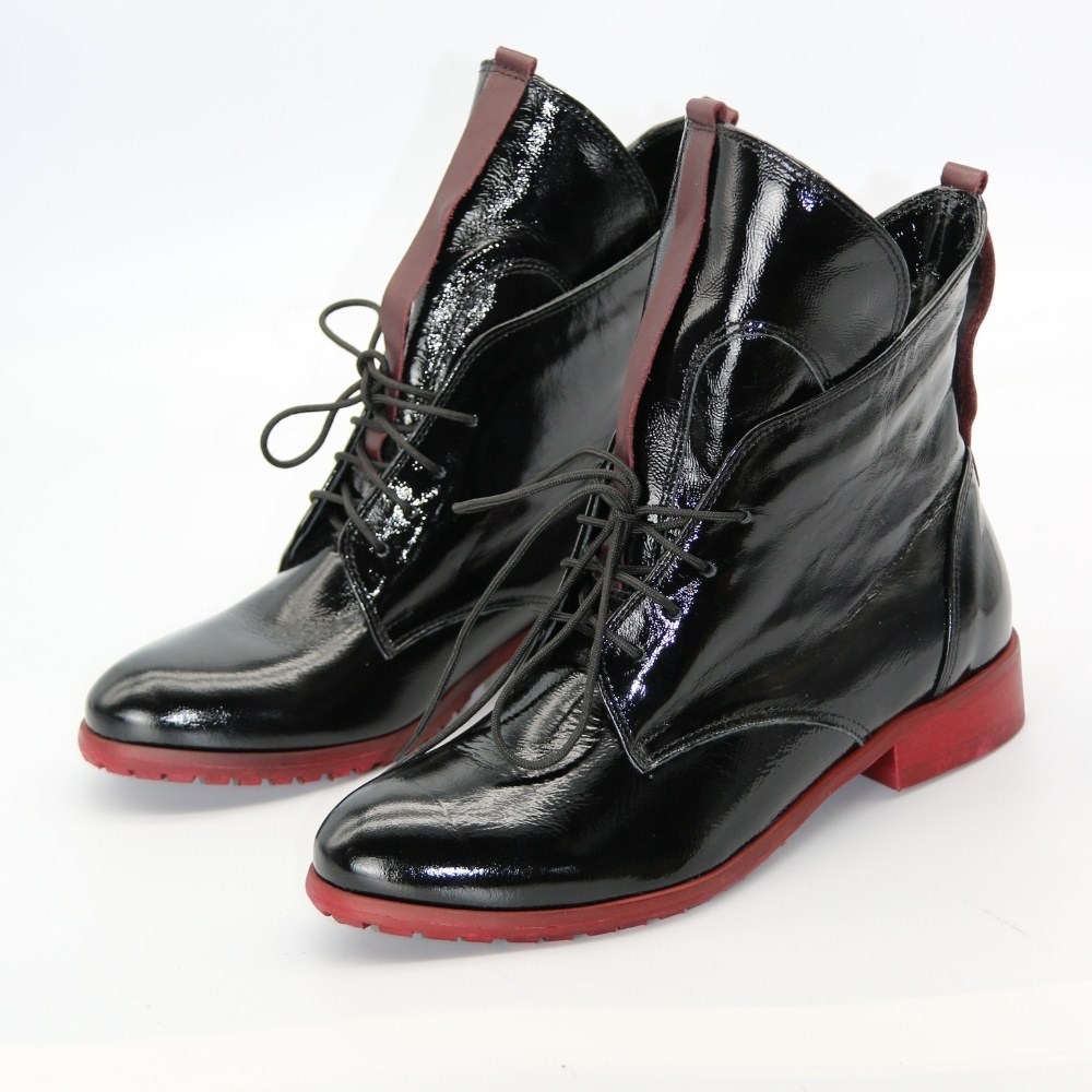 Жіночі чорні ботильйони демісезонні Flisalla (Польща) модель 5139