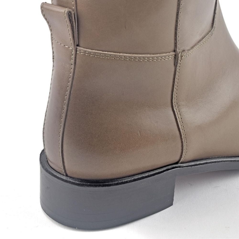 Жіночі бежеві чоботи демісезонні Solo Femme (Польща) модель 5140