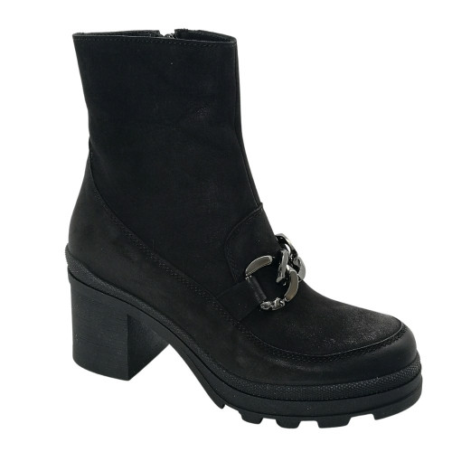 Women's black boots on a low run Simen Poland 4365a 5170