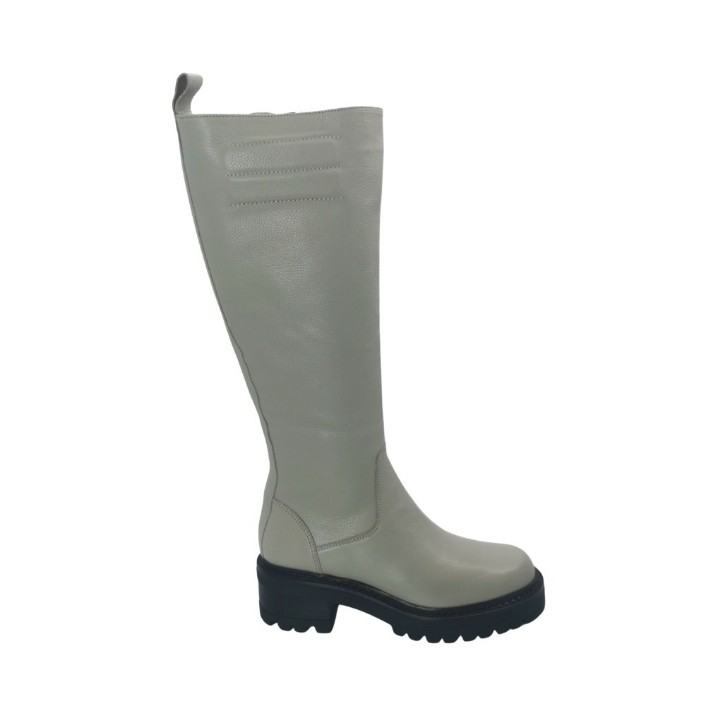Women's beige boots Best but (Poland) model 5179