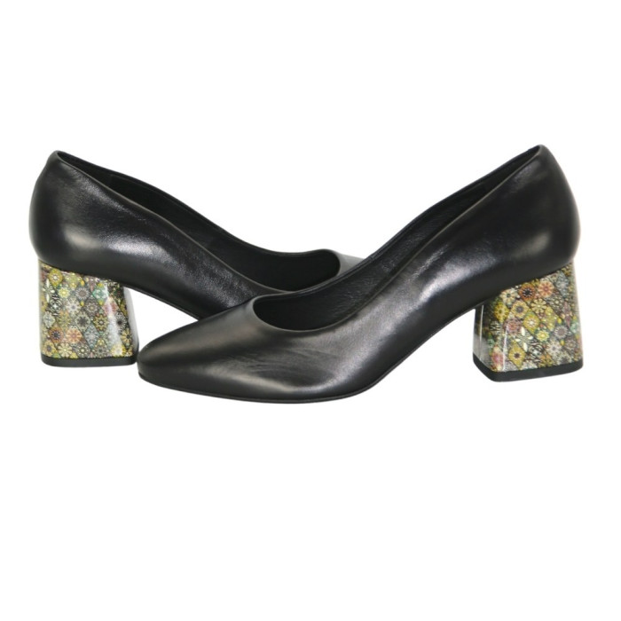 Women's black pumps with medium heels Kaniowski (Poland) model 5198