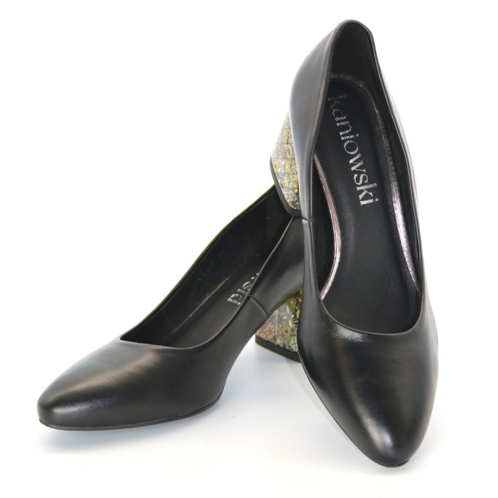 Women's black pumps with medium heels Kaniowski (Poland) model 5198