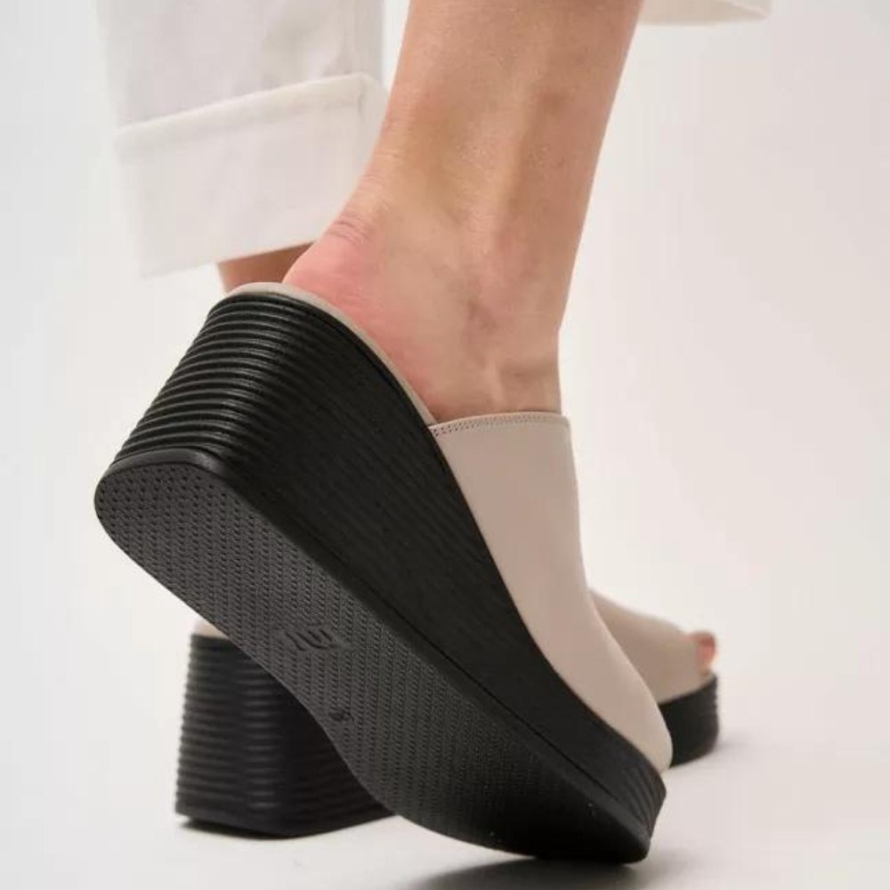 Шльопанці жіночі на платформі Fabio Monelli (Туреччина) модель 177297 5240