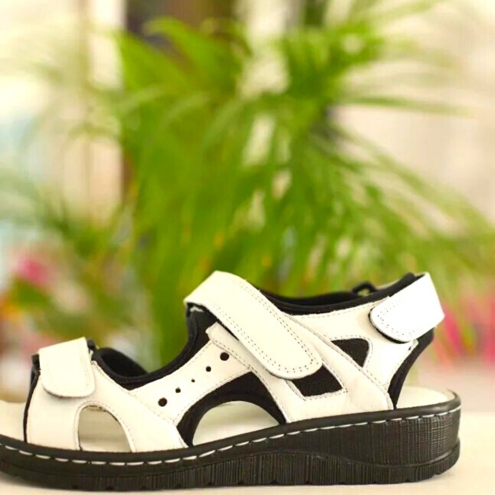 Женские белые босоножки Lonza 171813 176734 2051 WHITE из натуральной кожи