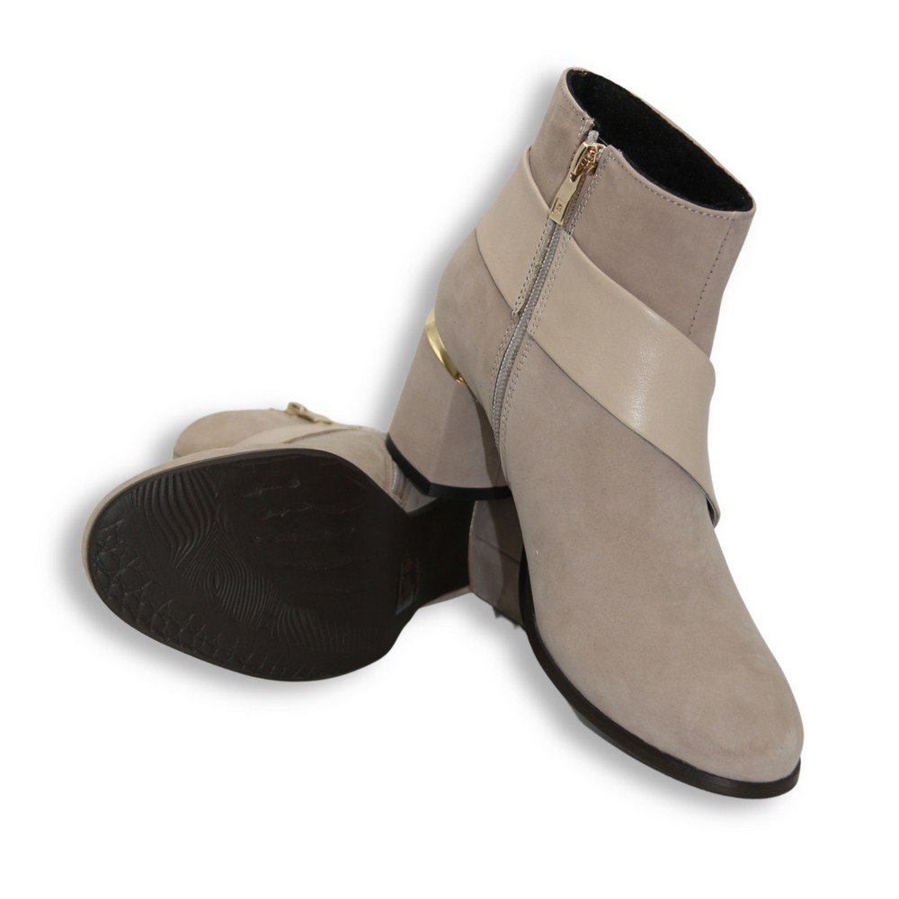 Жіночі бежеві черевики NESSI 19656-bez 4621