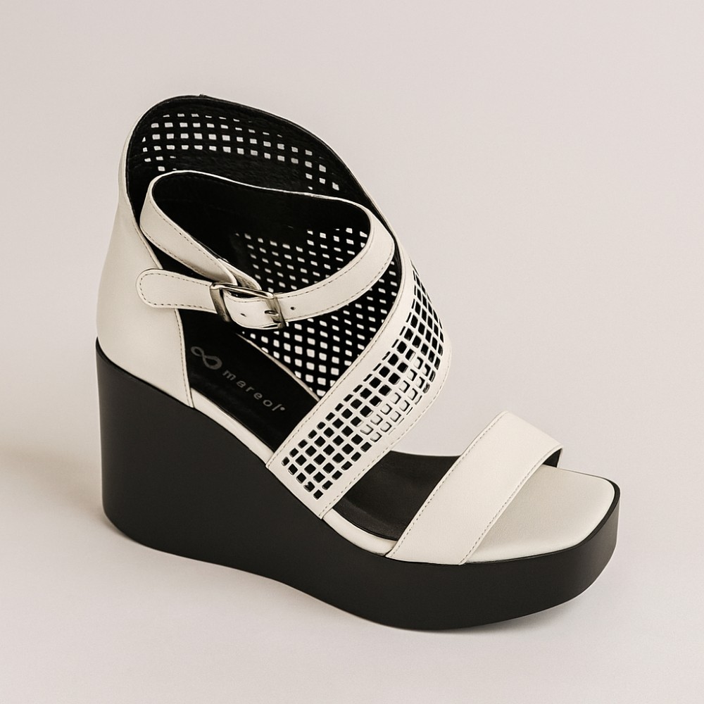 Жіночі літні босоніжки Marsel 159384-02 з білої натуральної шкіри