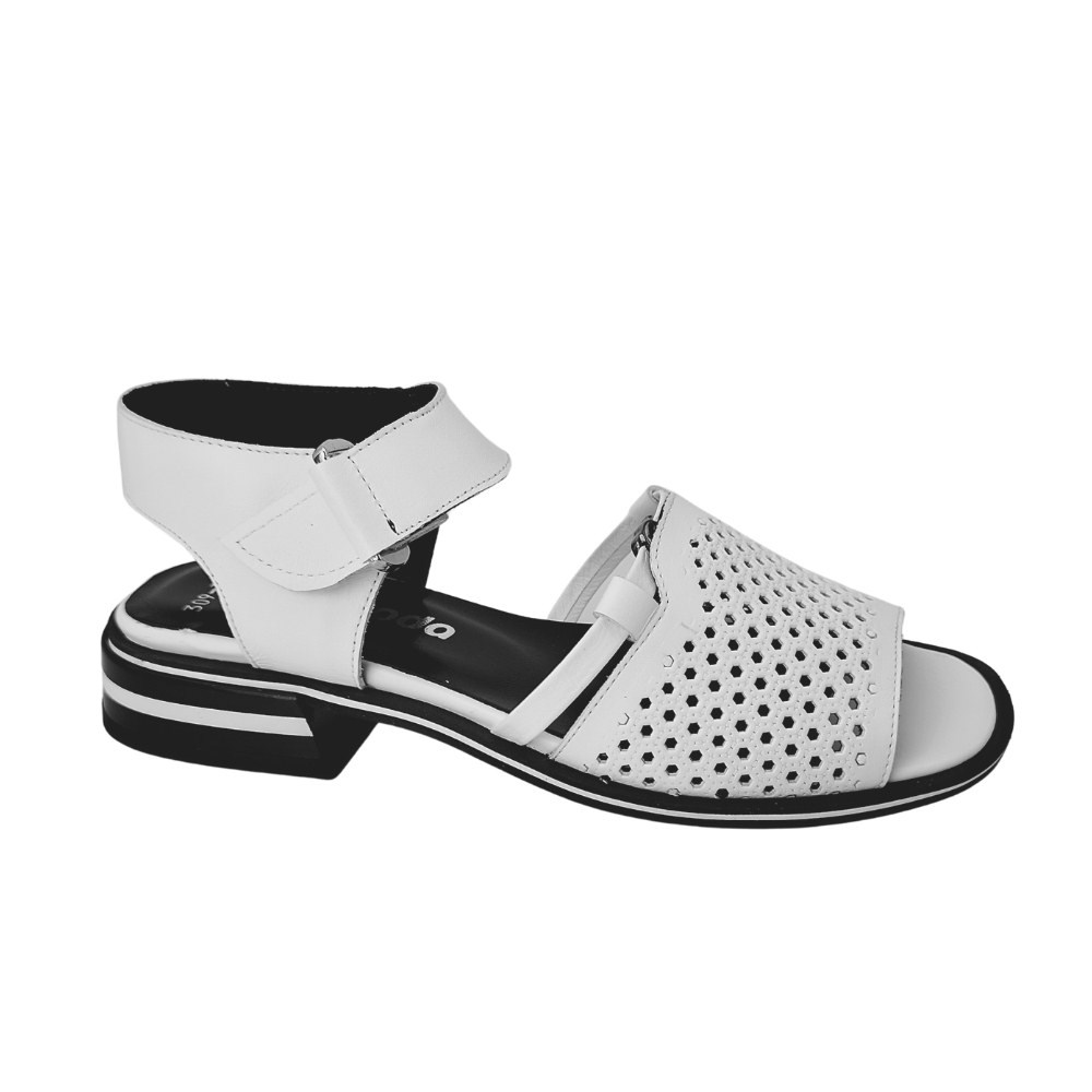 Sandals female white Evromoda (Turkey) model 4975