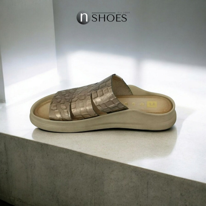 Slippers female gold Nessi (Poland) model 5061