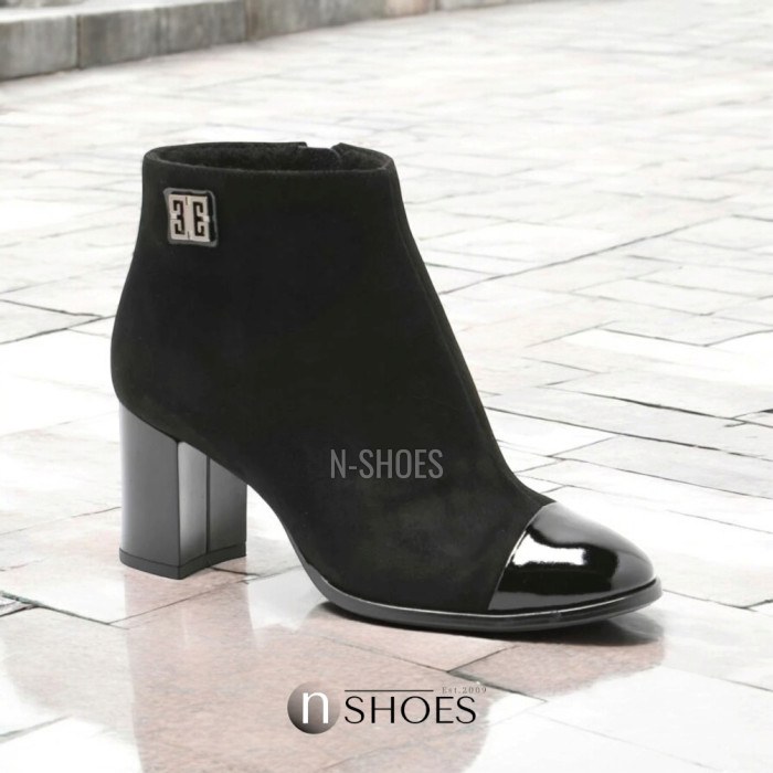 Classic Black Boots Marko 0733B-041-021-4 in Genuine Leather