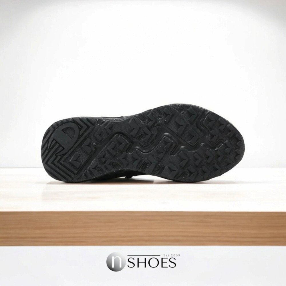 Жіночі чорні високі кросівки Champion Street Trek Mid S11510-CHA-KK001