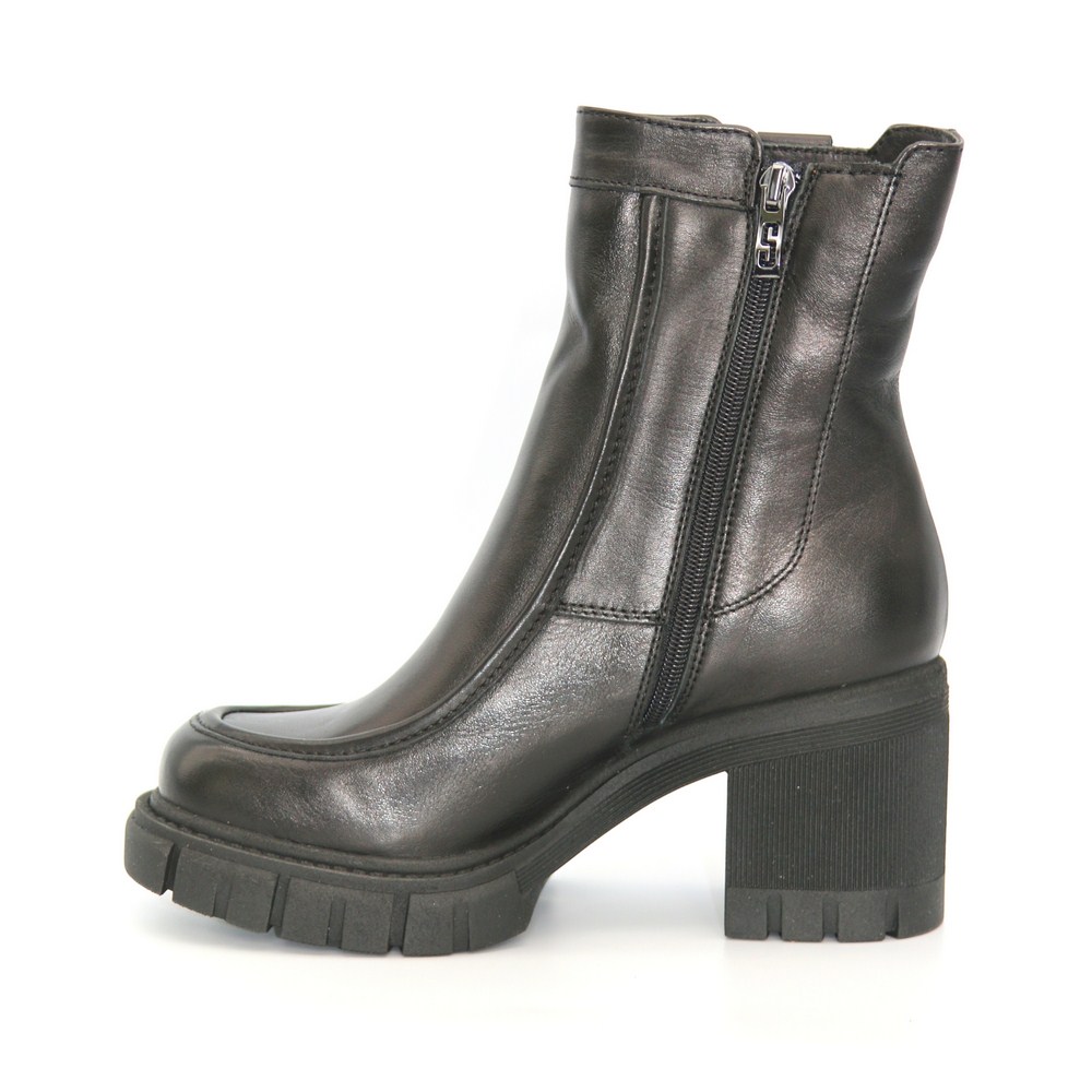Women's leather boots Simen (Poland) model 5419
