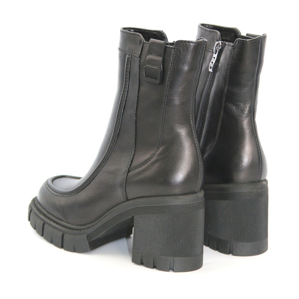 Women's leather boots Simen (Poland) model 5419
