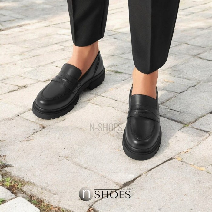 Women's leather shoes Lasocki (Poland) model 5423