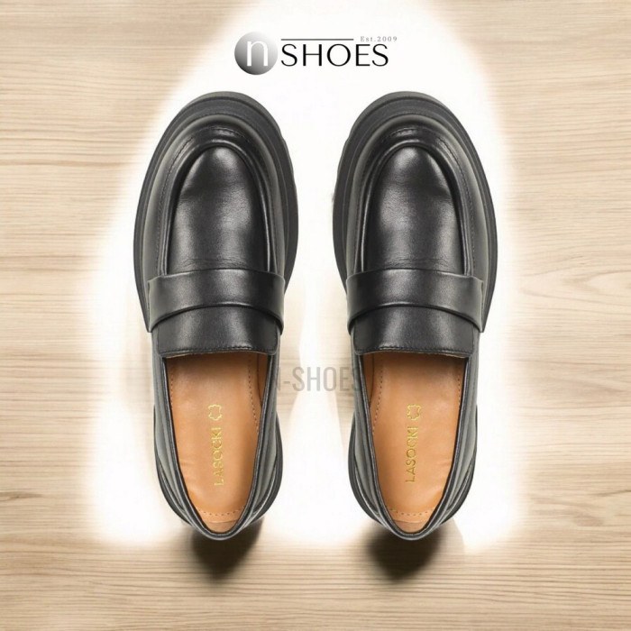 Women's leather shoes Lasocki (Poland) model 5423