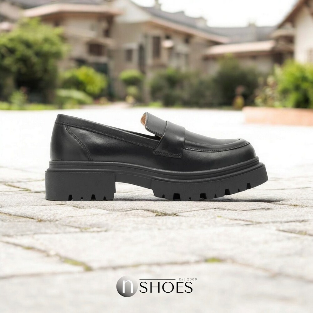 Women's leather shoes Lasocki (Poland) model 5423