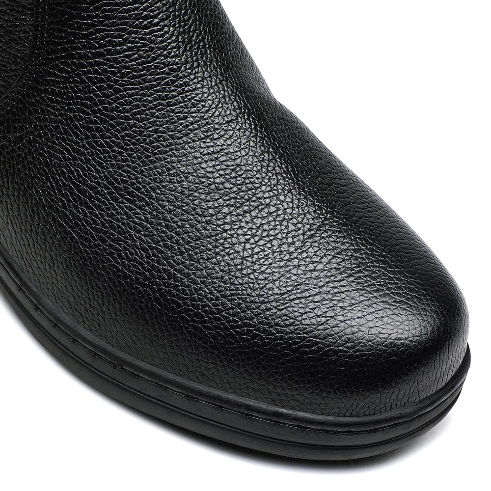 Жіночі шкіряні черевики Go Soft модель 5424